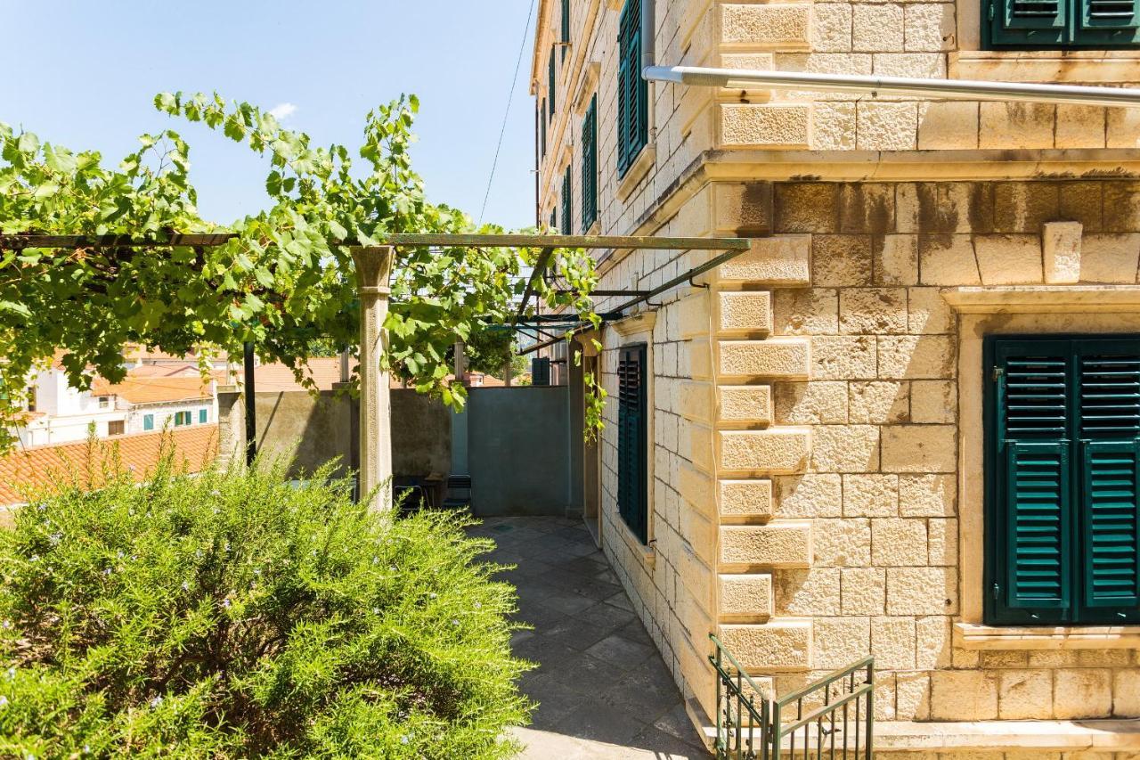 Apartment& Room Lukre / Apartment Lukre With Terrace Дубровник Екстериор снимка